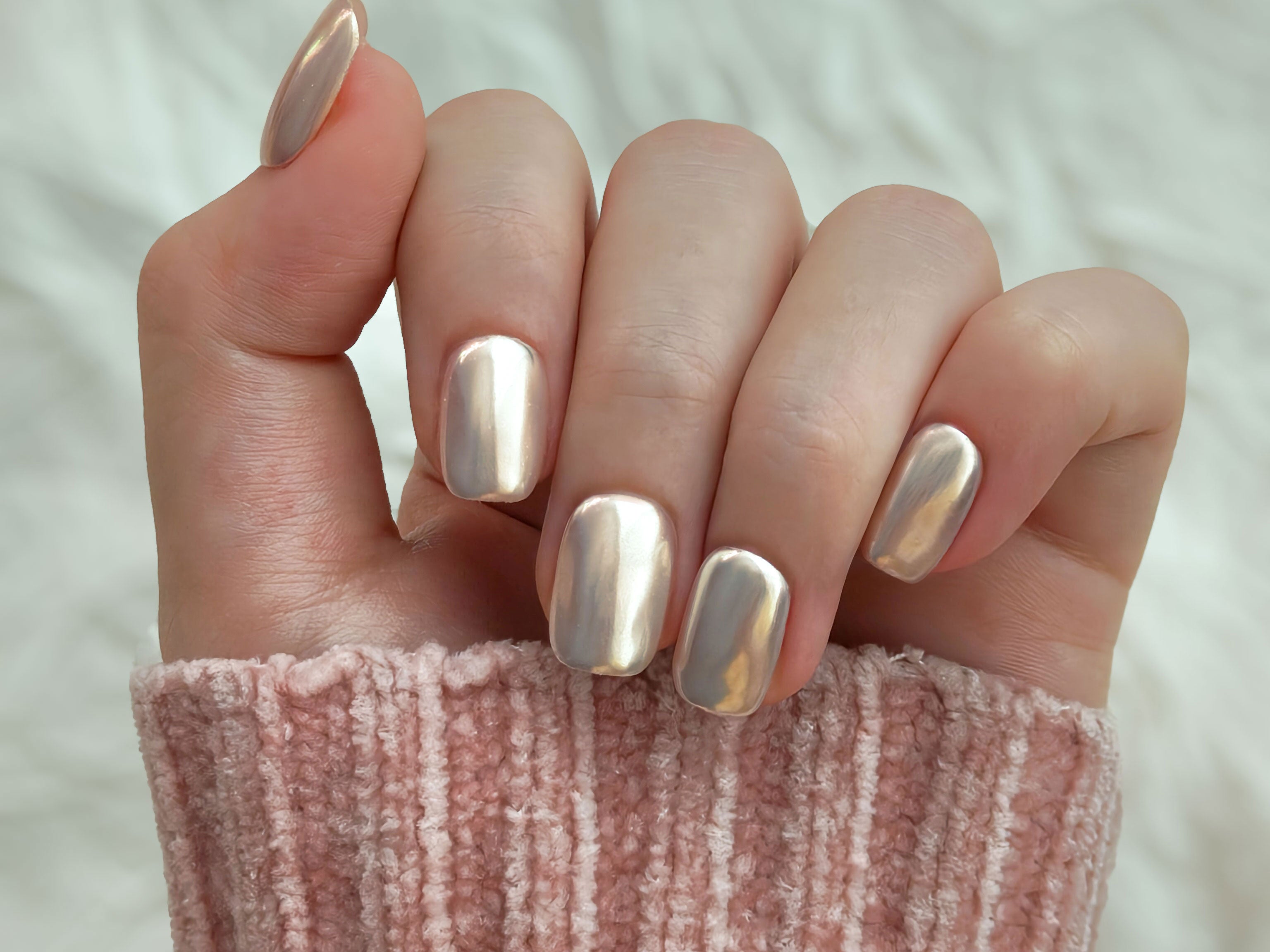 short gold almond chrome classic nails