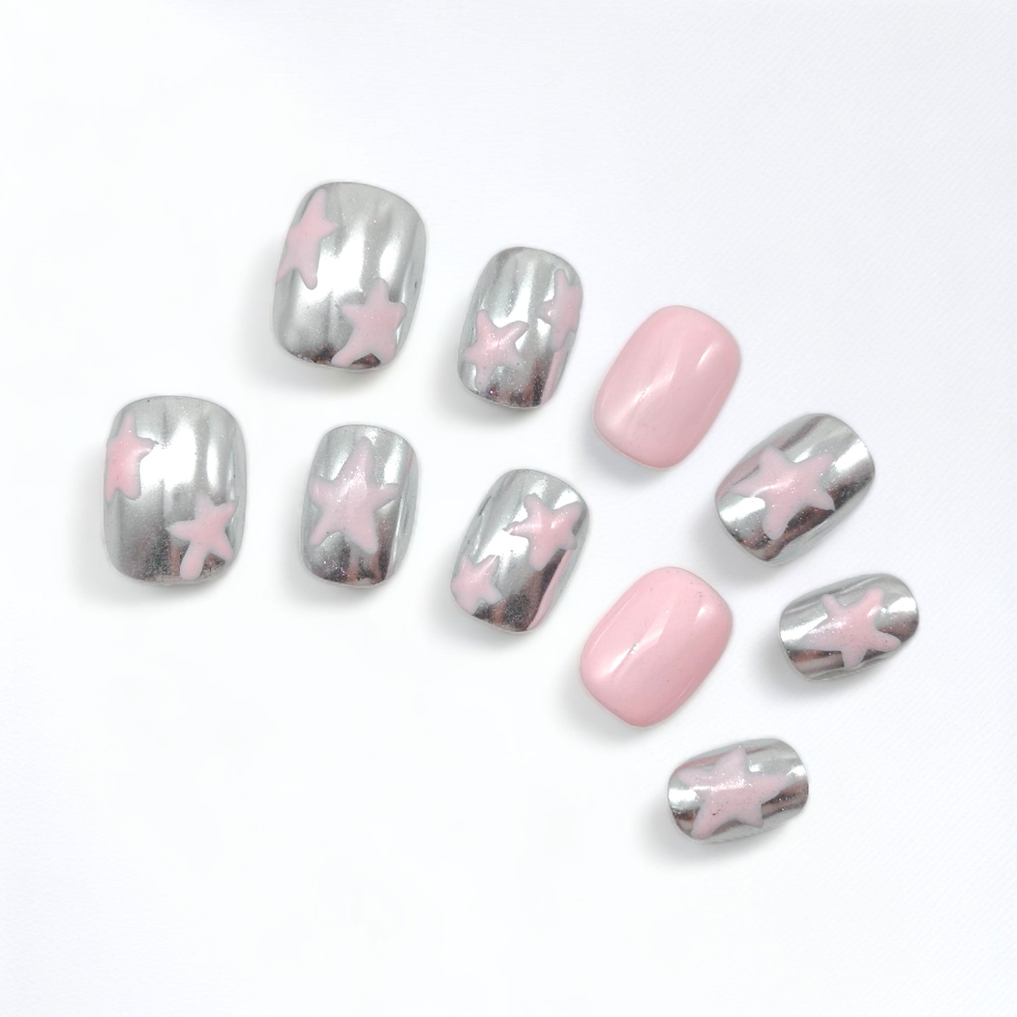 Handmade Short Round Silver & Pink Y2K Press on Nails | Snaptips