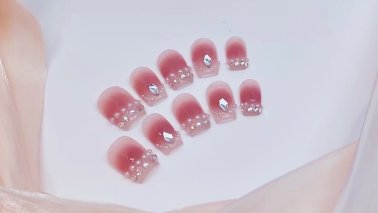 Handmade Short Coffin Pink Ombre Press on Nails | Snaptips